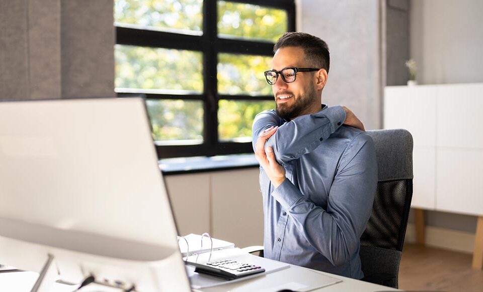 Dor na coluna devido a má postura